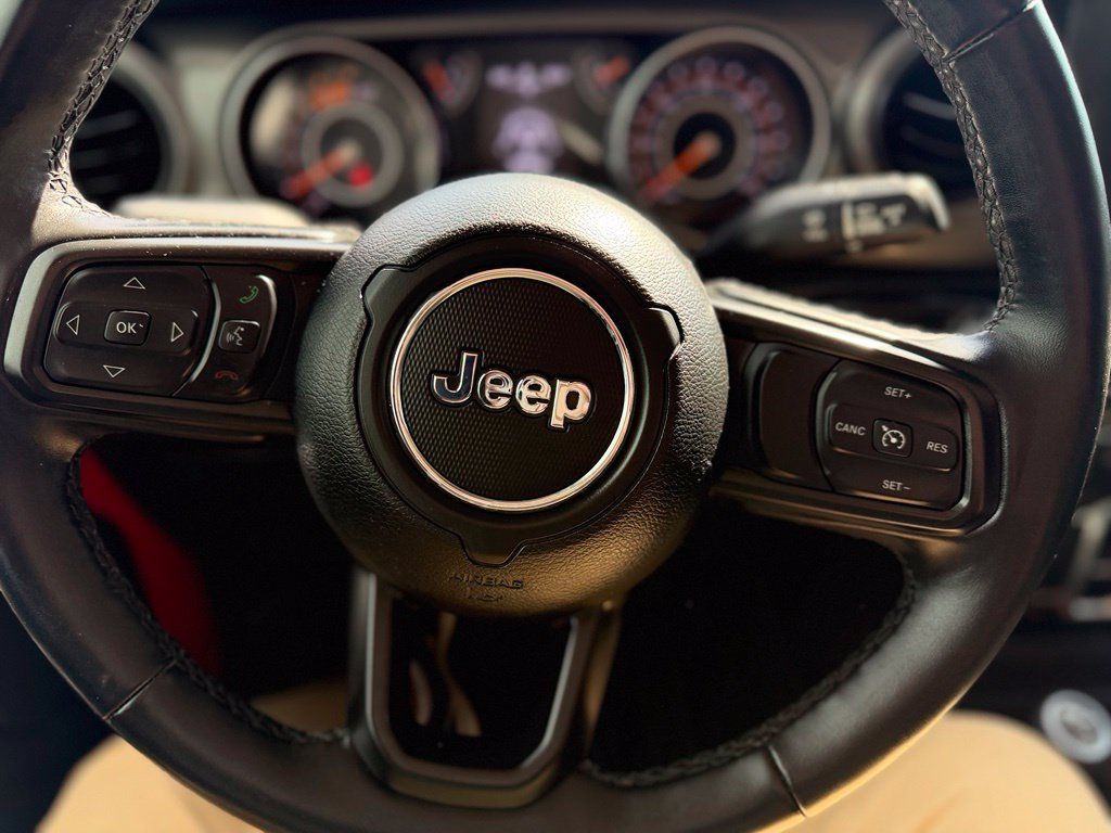 Used 2022 Jeep Gladiator Sport AWD/4WD image 10