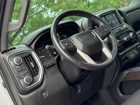 Used 2020 GMC Sierra 2500 Denali w/ Denali Ultimate Package AWD/4WD image 16
