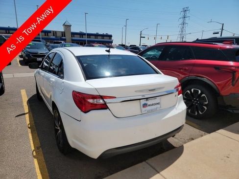 Used 2013 Chrysler 200 Touring w/ S Exterior Appearance Pkg FWD image 6