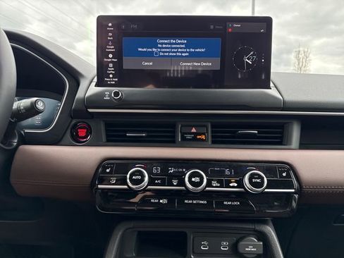 New 2026 Honda Pilot Touring image 22