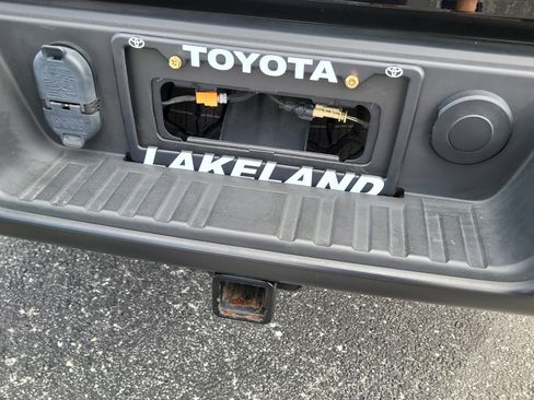 Used 2022 Chevrolet Colorado ZR2 image 11