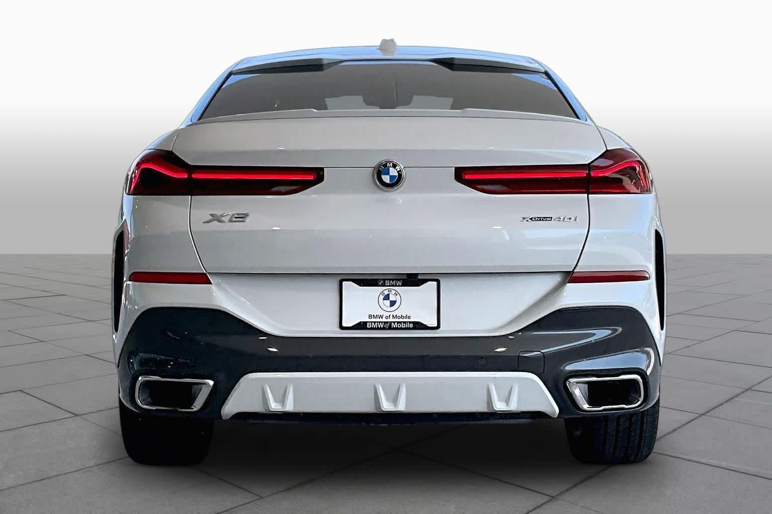 Used 2026 BMW X6 xDrive40i AWD/4WD image 4