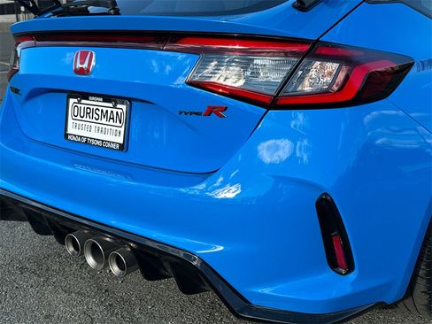 Certified 2024 Honda Civic Type R image 15
