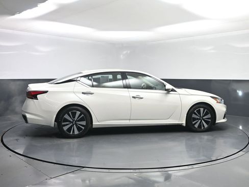 Used 2019 Nissan Altima 2.5 SV image 29