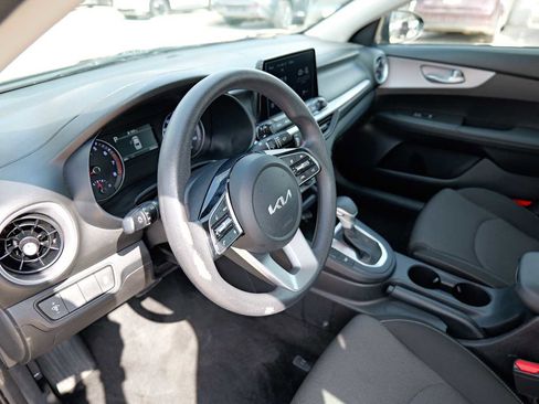 Certified 2024 Kia Forte LXS image 9