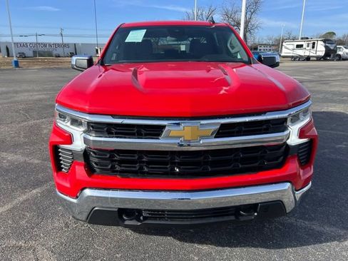 Used 2023 Chevrolet Silverado 1500 LT w/ Protection Package AWD/4WD image 2
