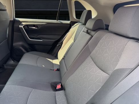 Used 2024 Toyota RAV4 XLE image 16