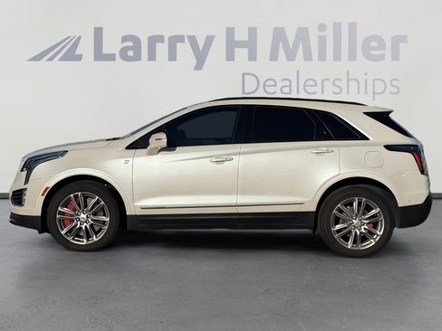 Used 2022 Cadillac XT5 Sportv w/ Technology Package AWD/4WD image 2