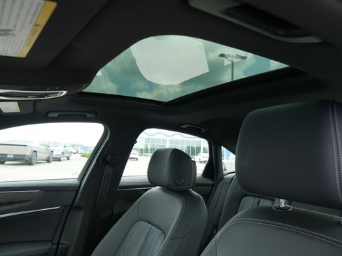 Used 2022 Audi A6 Premium Plus w/ Premium Plus Package image 25