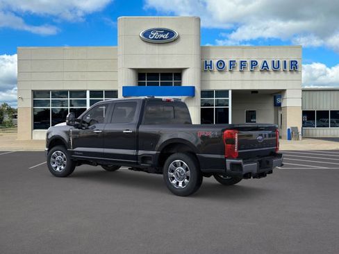 New 2026 Ford F250 Lariat w/ Lariat Premium Package image 4