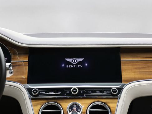 Used 2021 Bentley Continental GT AWD/4WD image 22