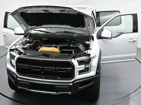 Used 2018 Ford F150 Raptor w/ Equipment Group 802A Luxury AWD/4WD image 51