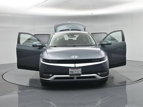 Used 2024 Hyundai Ioniq 5 SEL RWD image 33