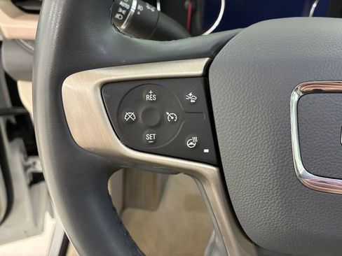 Used 2023 GMC Acadia Denali AWD/4WD image 23