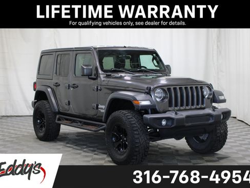 Used 2018 Jeep Wrangler Unlimited Sport S AWD/4WD image 1