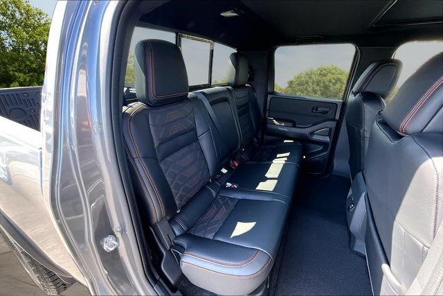 New 2027 Nissan Frontier PRO-4X w/ Pro Premium Package AWD/4WD image 10