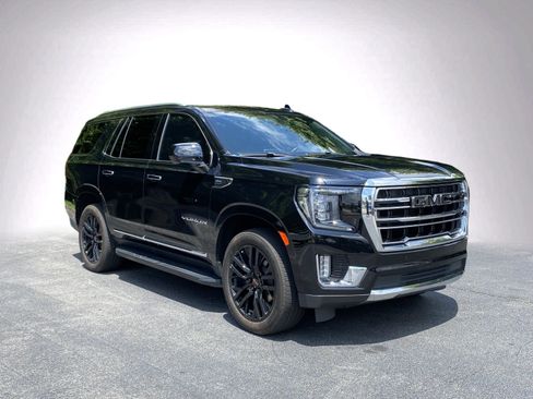 Used 2022 GMC Yukon SLT RWD image 2