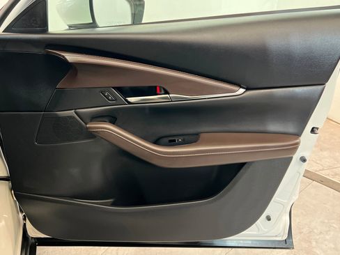 Used 2022 MAZDA CX-30 AWD 2.5 S w/ Premium Package image 24