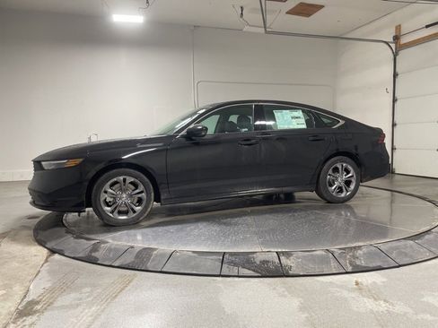 New 2025 Honda Accord EX-L image 4