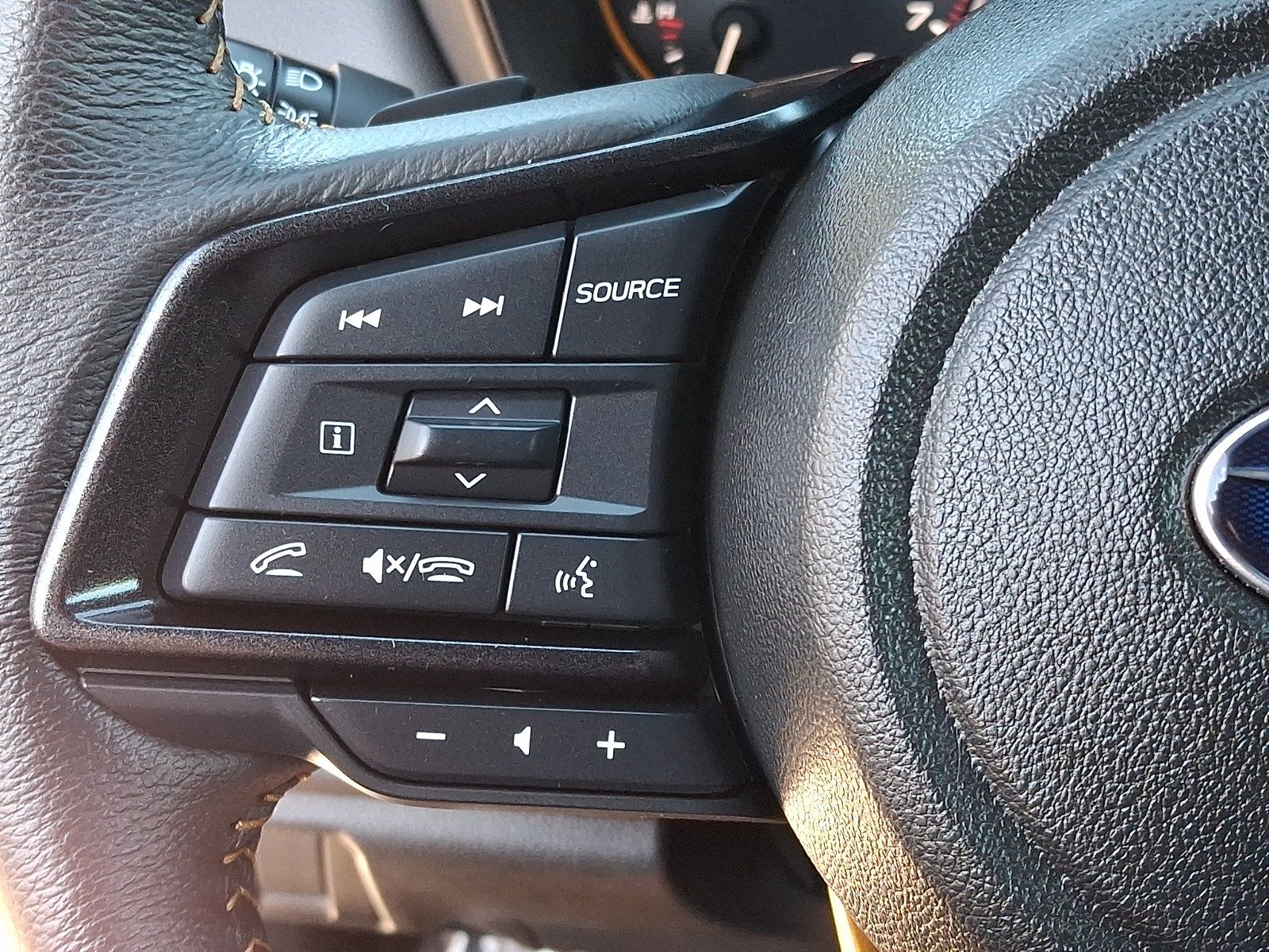 Used 2025 Subaru Outback Wilderness AWD/4WD image 23