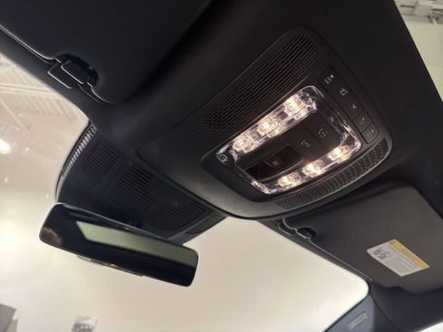 Used 2023 Mercedes-Benz GLE 350 4MATIC image 18