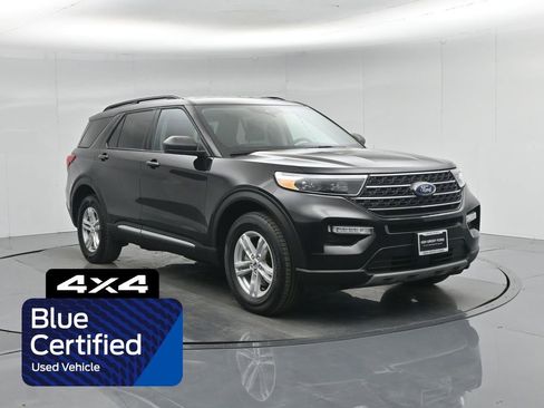 Used 2024 Ford Explorer XLT w/ Equipment Group 202A image 1