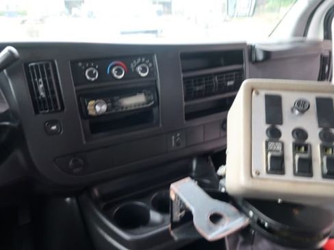 Used 2008 Chevrolet Express 3500 w/ School Bus Package image 11