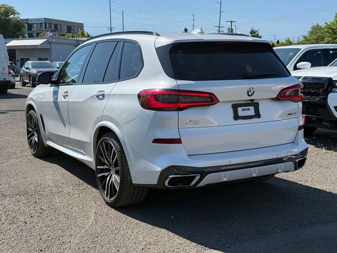 Used 2019 BMW X5 xDrive50i w/ M Sport Package AWD/4WD image 3