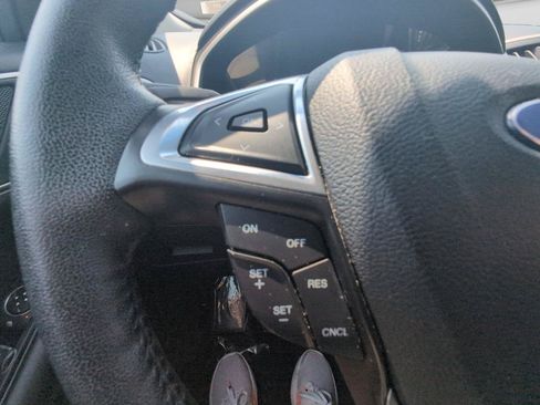 Used 2016 Ford Edge SEL w/ Equipment Group 201A AWD/4WD image 18