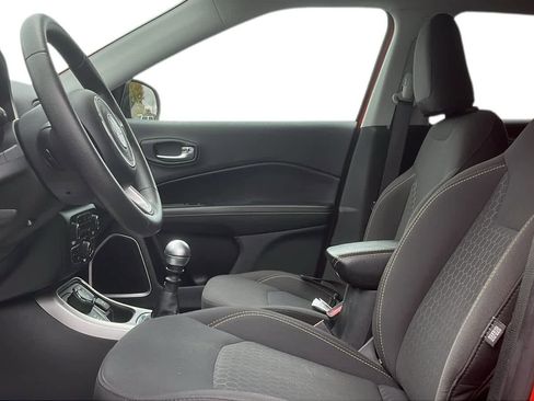 Used 2019 Jeep Compass Sport image 10