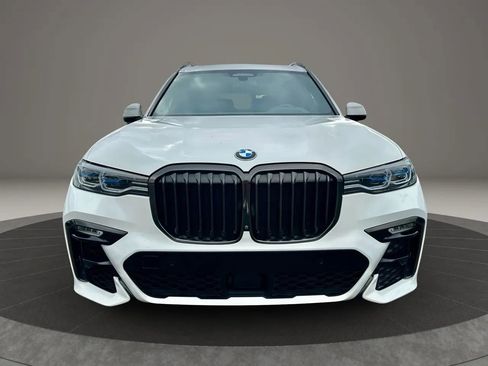 Used 2021 BMW X7 M50i w/ Dynamic Handling Package image 7