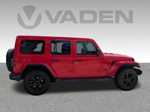 Used 2019 Jeep Wrangler Unlimited Sahara AWD/4WD image 22