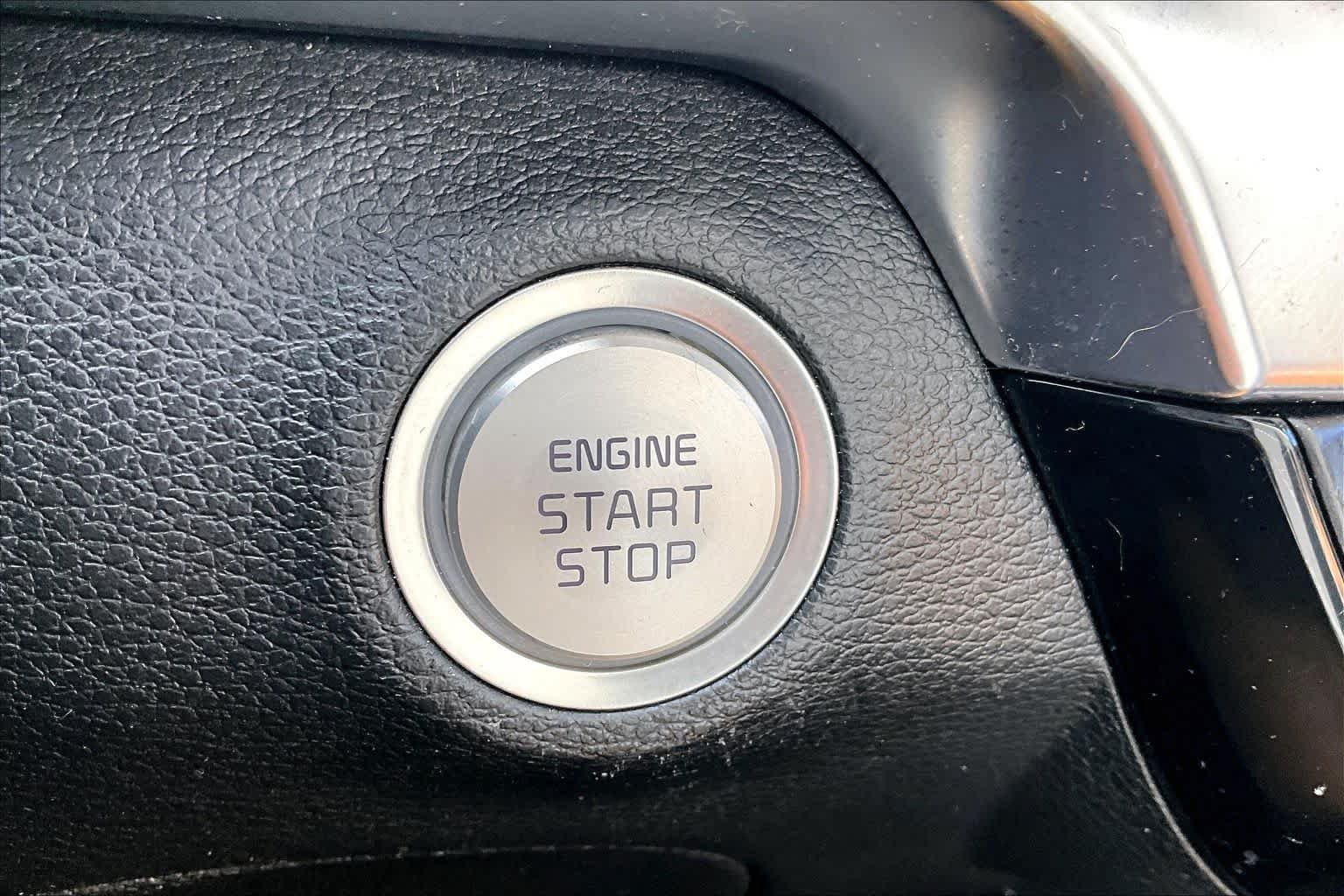 Used 2020 Kia Telluride SX w/ Towing Package AWD/4WD image 31