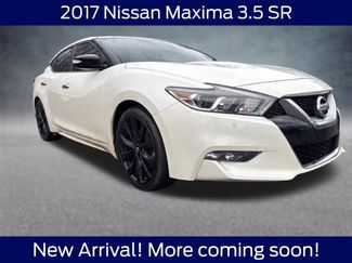 Used 2017 Nissan Maxima SR w/ Midnight Edition video 1