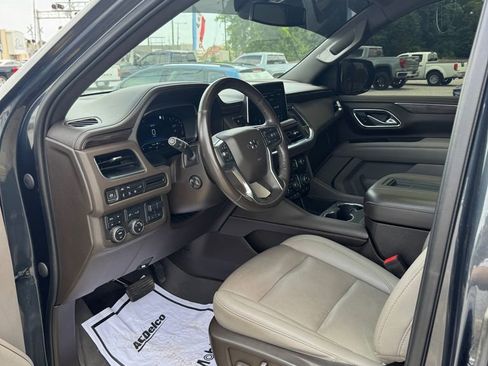 Used 2022 Chevrolet Tahoe Z71 w/ Z71 Off-Road Package AWD/4WD image 10