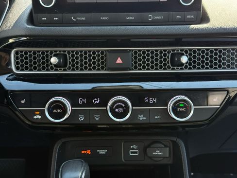 Used 2023 Honda Civic EX-L image 25