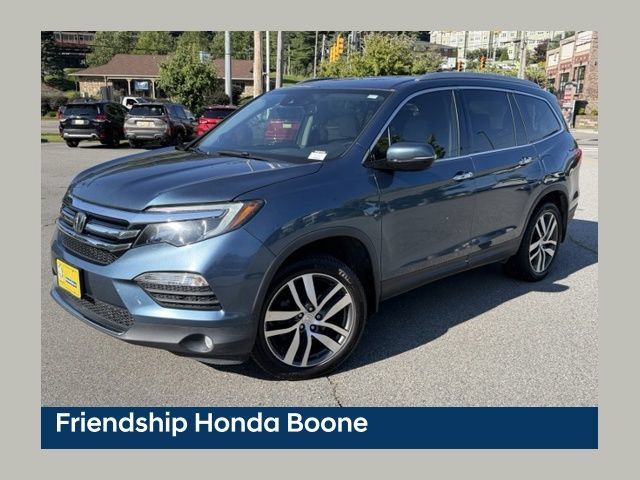 Used 2017 Honda Pilot Touring image 1