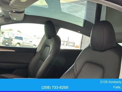 Used 2024 Tesla Model Y Performance AWD/4WD image 10