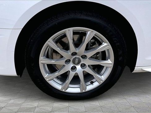 Used 2020 Audi A4 2.0T Premium w/ Convenience Package image 8