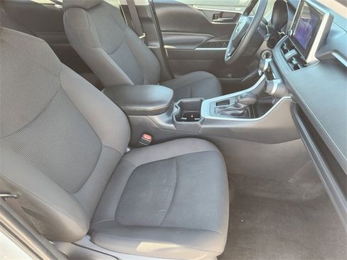 Certified 2025 Toyota RAV4 LE image 9