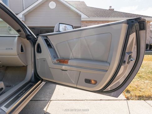 Used 2004 Cadillac XLR image 56
