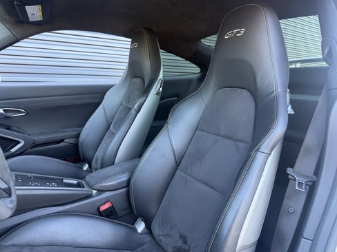 Certified 2019 Porsche 911 GT3 RWD image 5