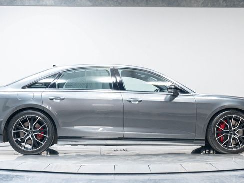 Used 2020 Audi S8 L AWD/4WD image 21