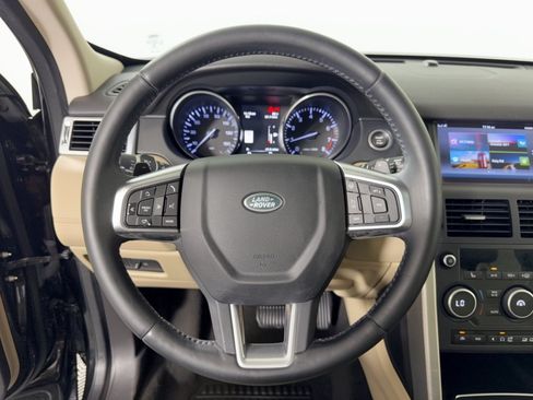 Used 2016 Land Rover Discovery Sport HSE AWD/4WD image 10