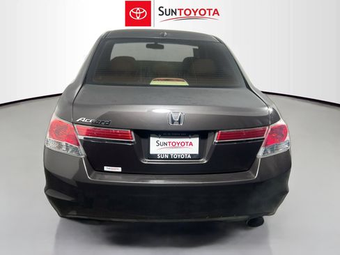 Used 2011 Honda Accord EX-L image 5