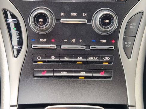 Used 2019 Lincoln Nautilus FWD image 19