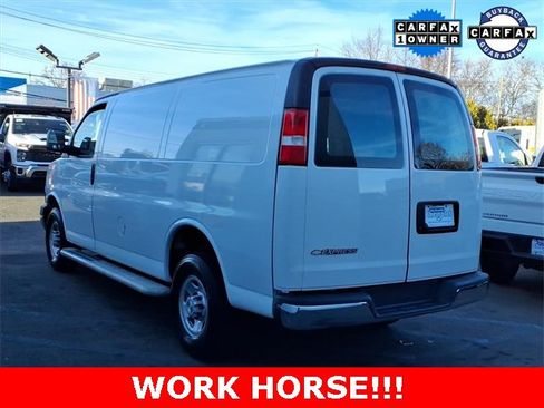 Certified 2023 Chevrolet Express 2500 Work Van w/ Driver Convenience Package image 4