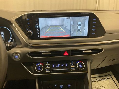 Used 2021 Hyundai Sonata Limited FWD image 14