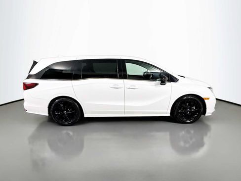 Certified 2023 Honda Odyssey Sport image 8