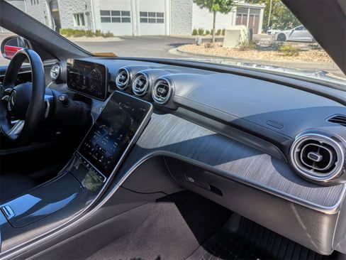 Used 2023 Mercedes-Benz C 300 C 300 image 40